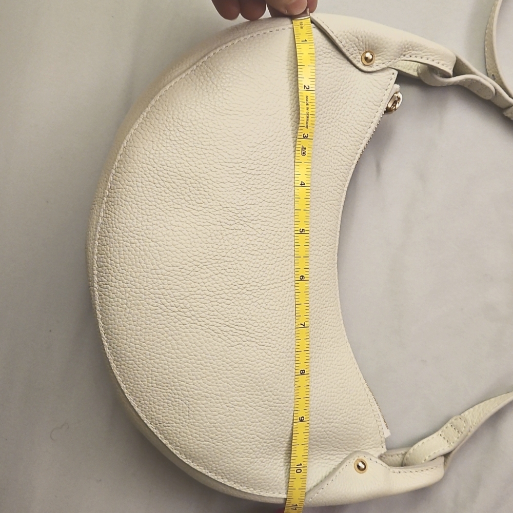 Banana Repeblic Vida Half-moon Shoulder Bag - Picture 9 of 10